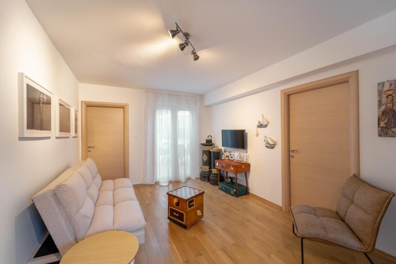 Erika Apartment Кърк Екстериор снимка