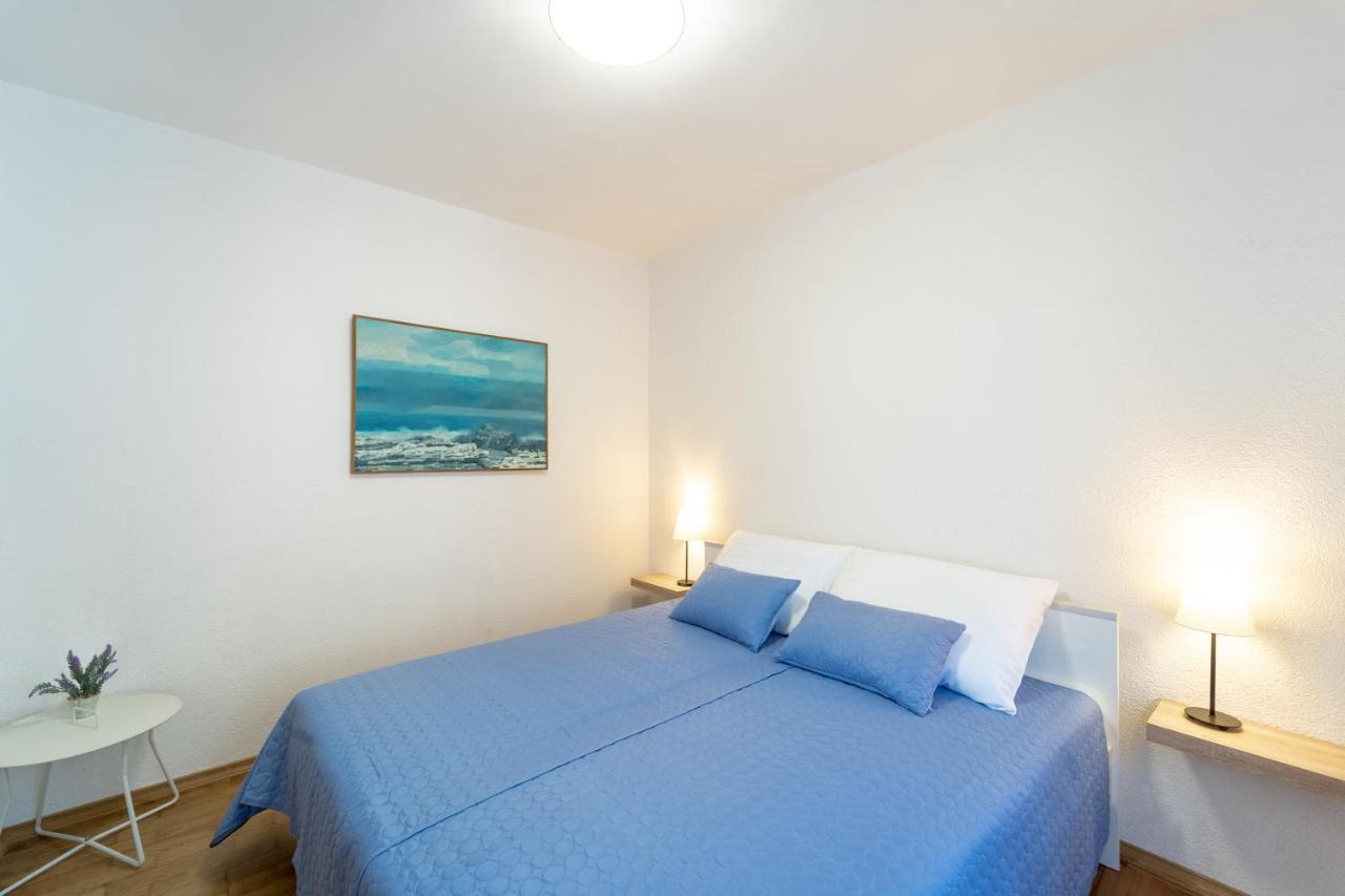 Erika Apartment Кърк Екстериор снимка