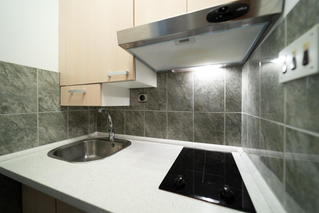 Erika Apartment Кърк Екстериор снимка